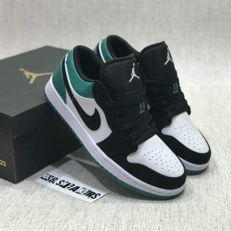 Air Jordan 1 Low  White Black and Mystic Green